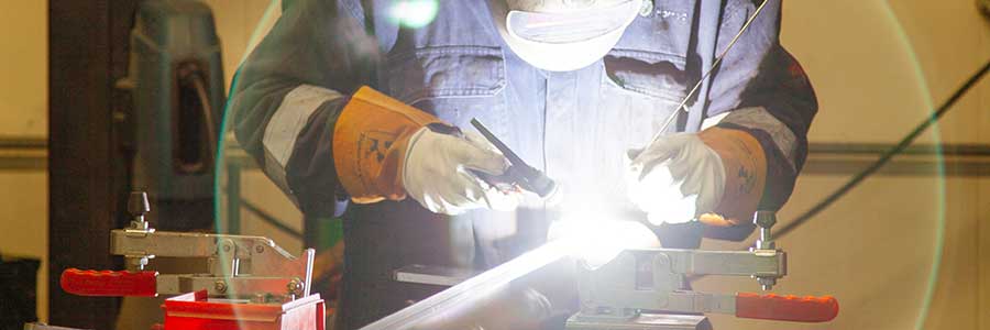 Manufacturers Manufacturers