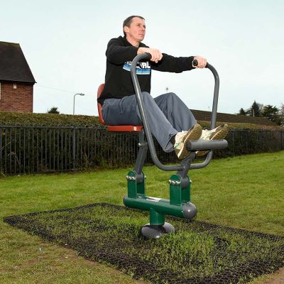 Compliant Grass Tiles (1.5m x 1m x 23mm)